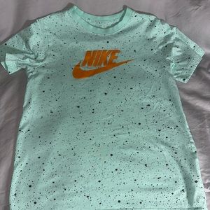 COPY - Nike girls t-shirt